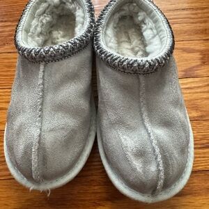 Cozy Gray Kids  UGG Tasman’s
